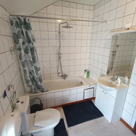 Ferienhaus Charmante Maison Centre De Mons (Bergen)